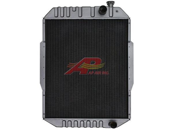 72508761 - White Tractor Radiator